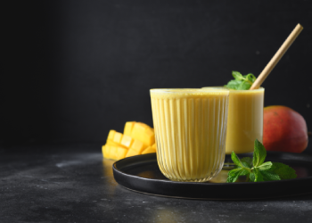 mango-lassi
